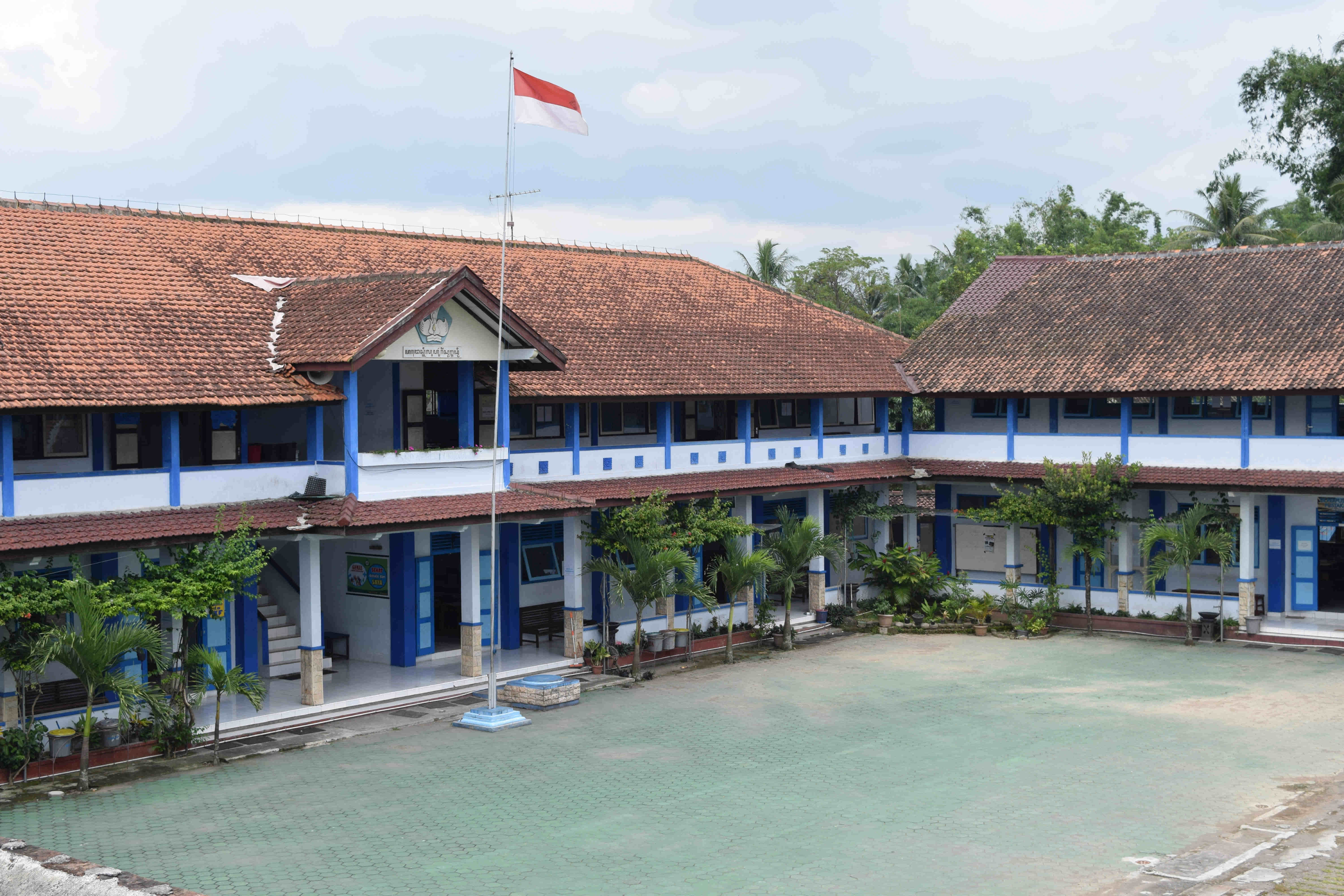 LAPANGAN 2